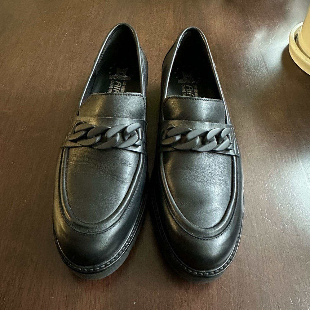 Mephisto Black Leather Salka Loafer 7